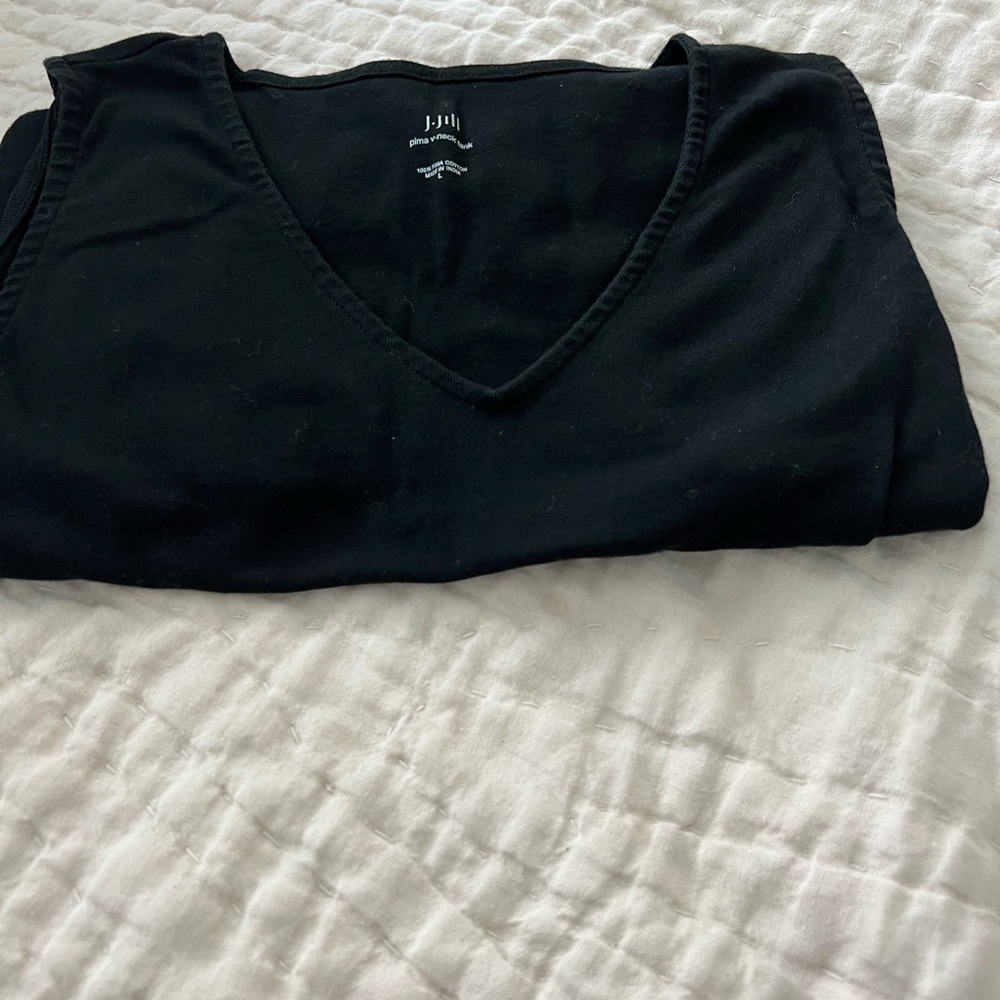 TANK TOP Jet Black V-Neck